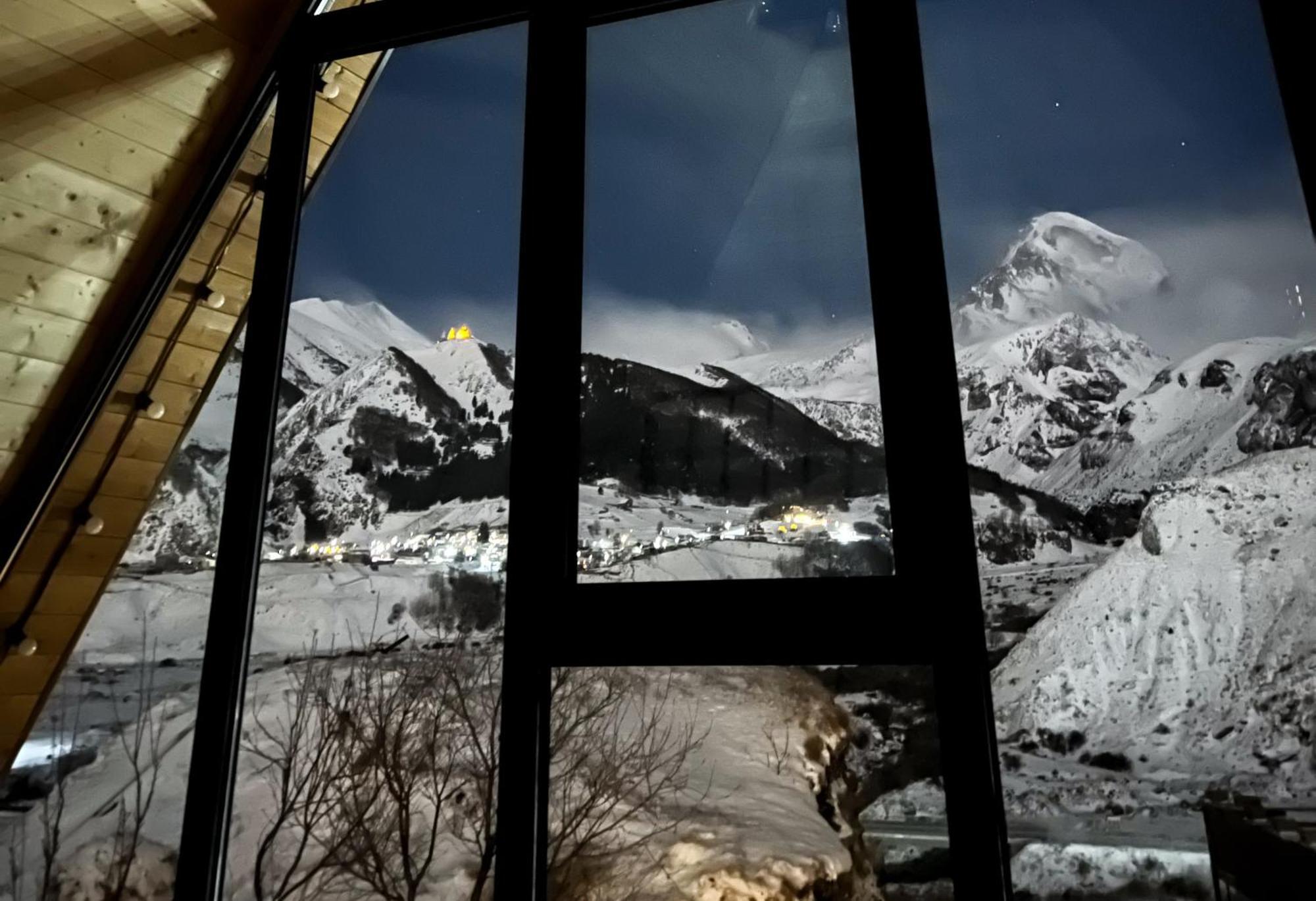 Kazbegi Hills Cottages Exteriör bild