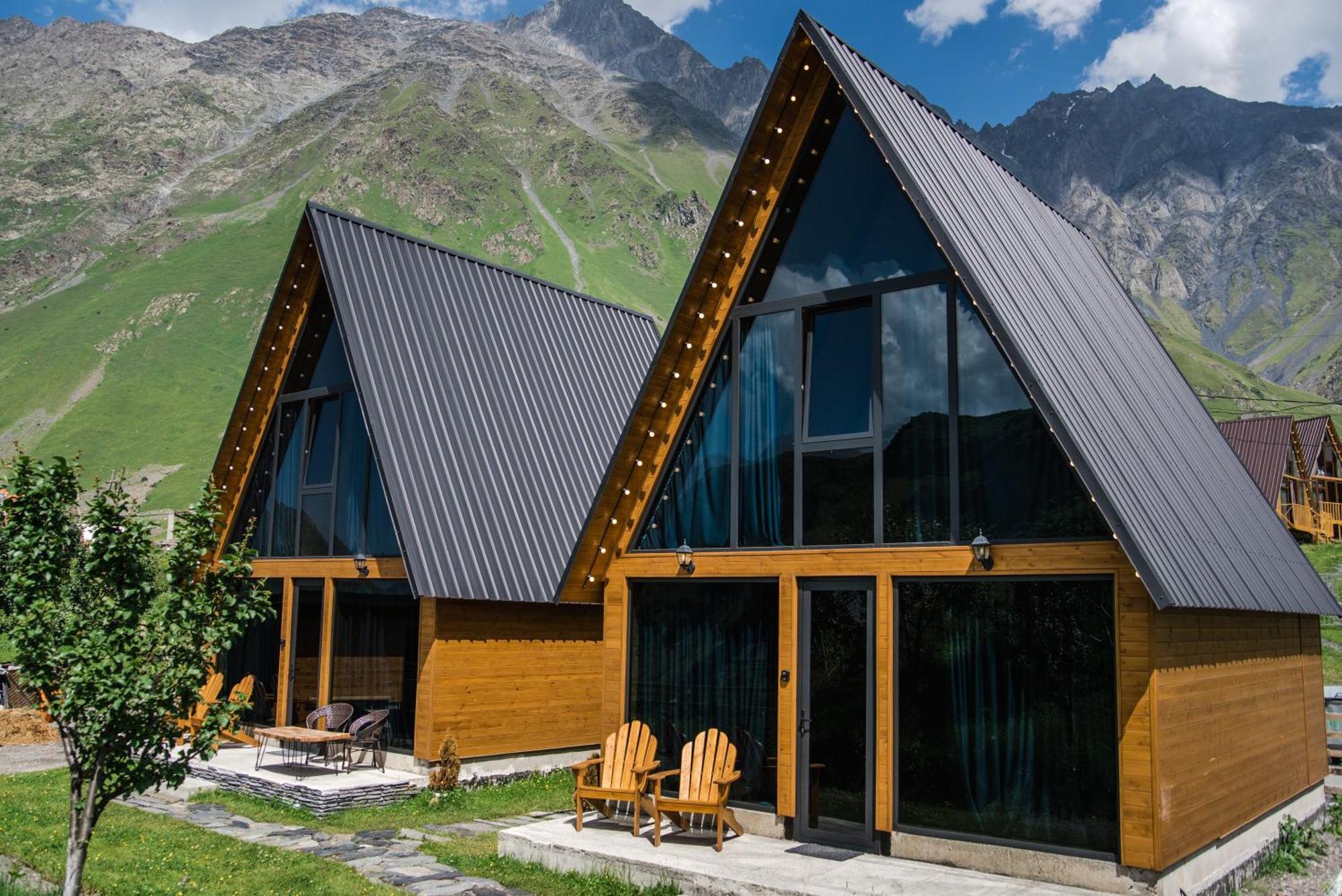 Kazbegi Hills Cottages Exteriör bild