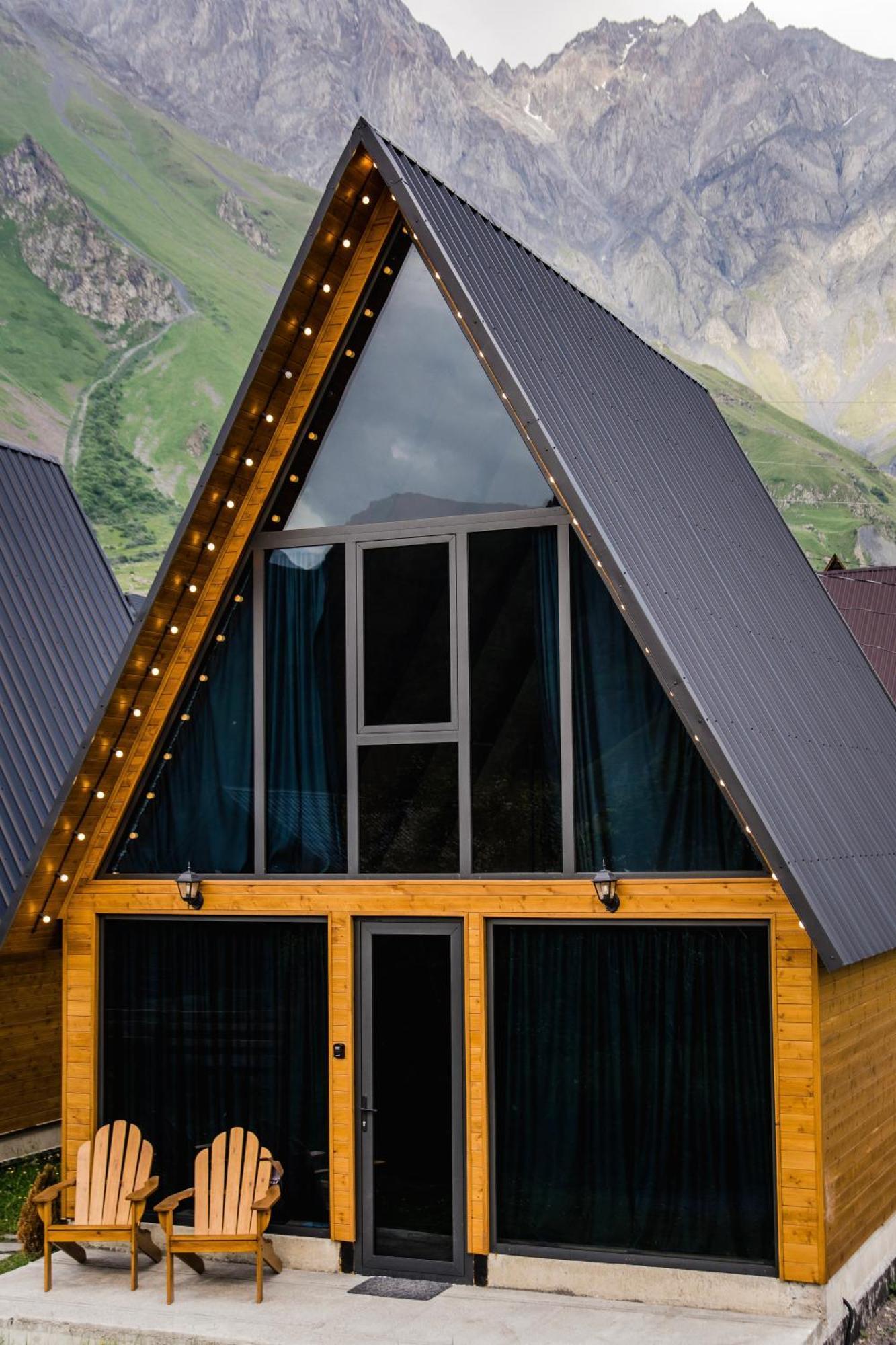 Kazbegi Hills Cottages Exteriör bild